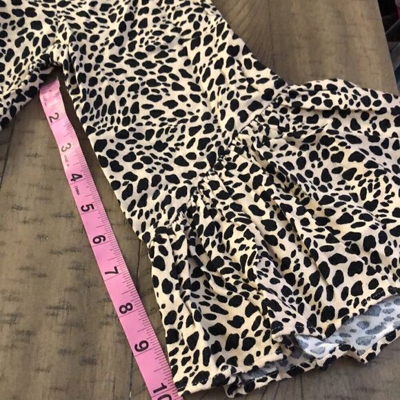 Leopard print shift dress with flutter sleeves 4 - Picture 9 of 14
